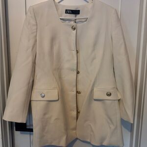 Zara Women's Elegant Cream Blazer